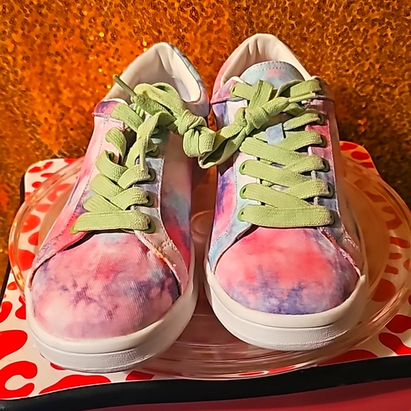 Rampage Shoes - Y sz 9 M RAMPAGE Holly Tie-Dye Low Top Sneakers - Tennis Shoes